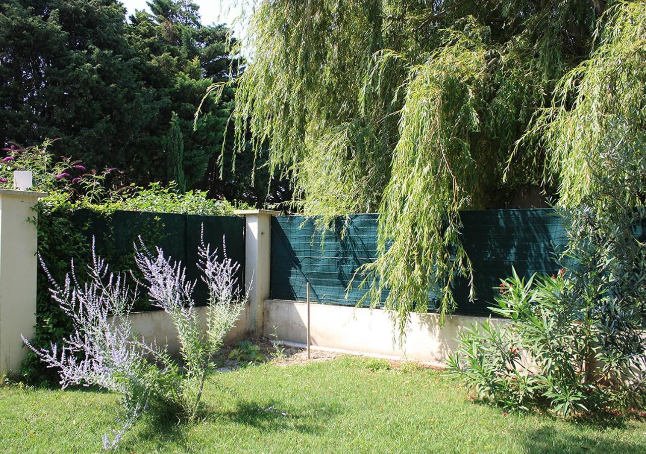 La Maison Des Invites Pernes-les-Fontaines Extérieur photo