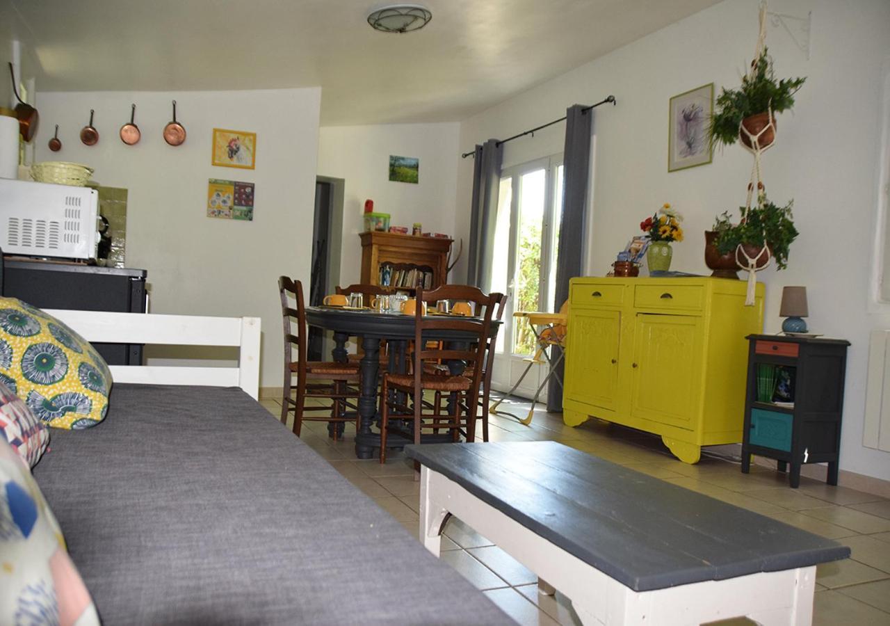 La Maison Des Invites Pernes-les-Fontaines Extérieur photo